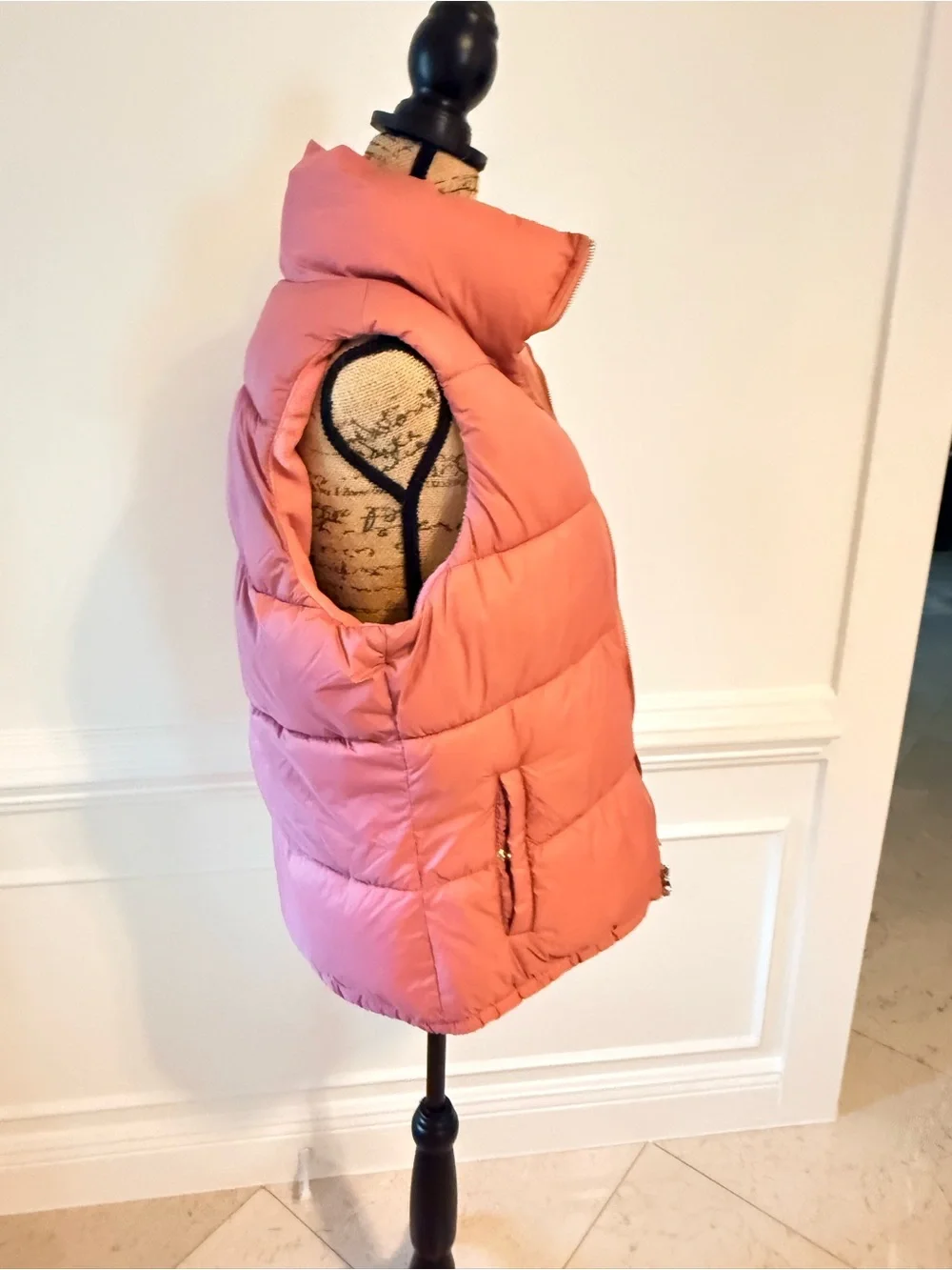 NWT Old Navy Girls Coral Puffer Vest - Quilted Sleeveless Jacket